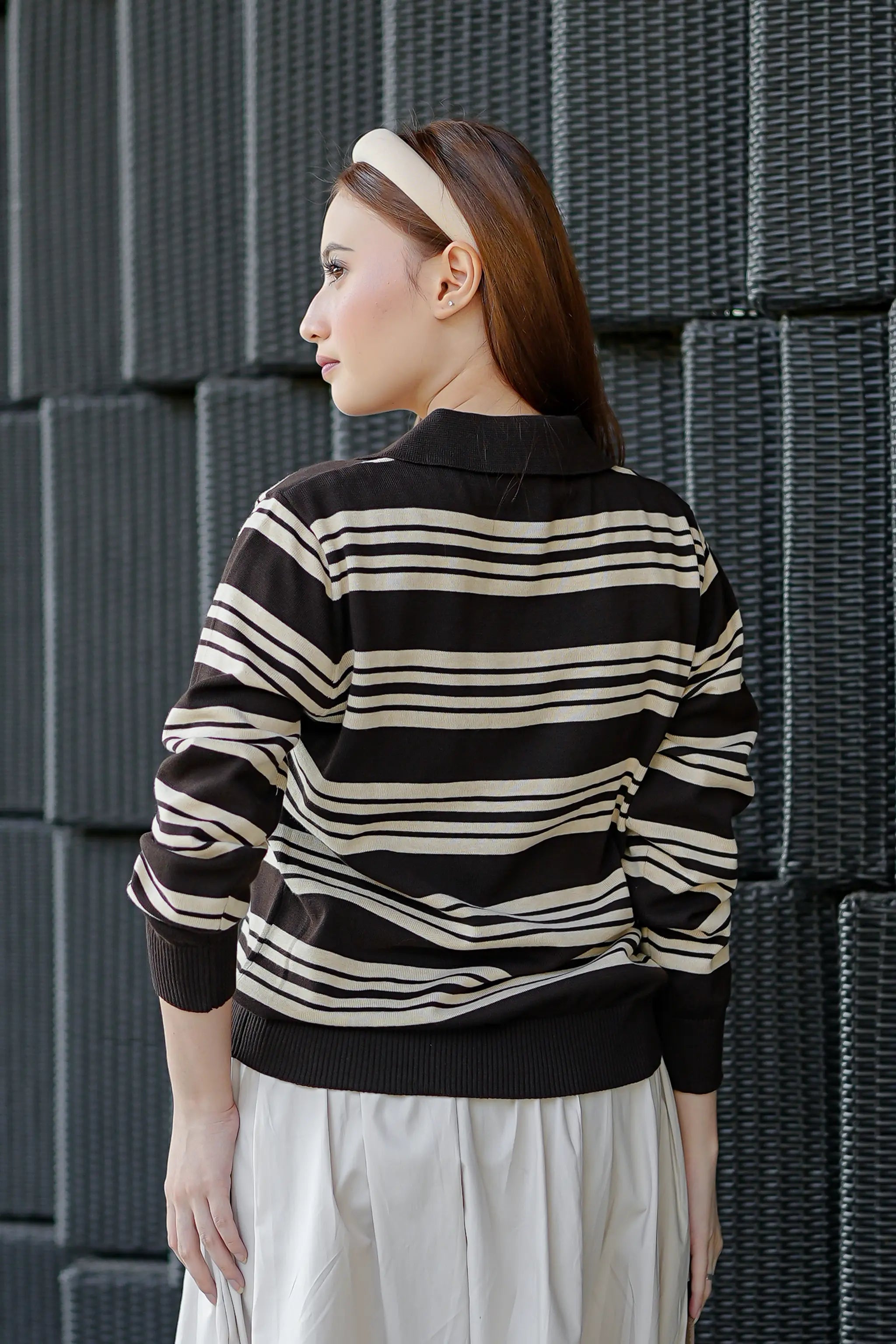 Avery Striped Sweatshirt in Brown Beige
