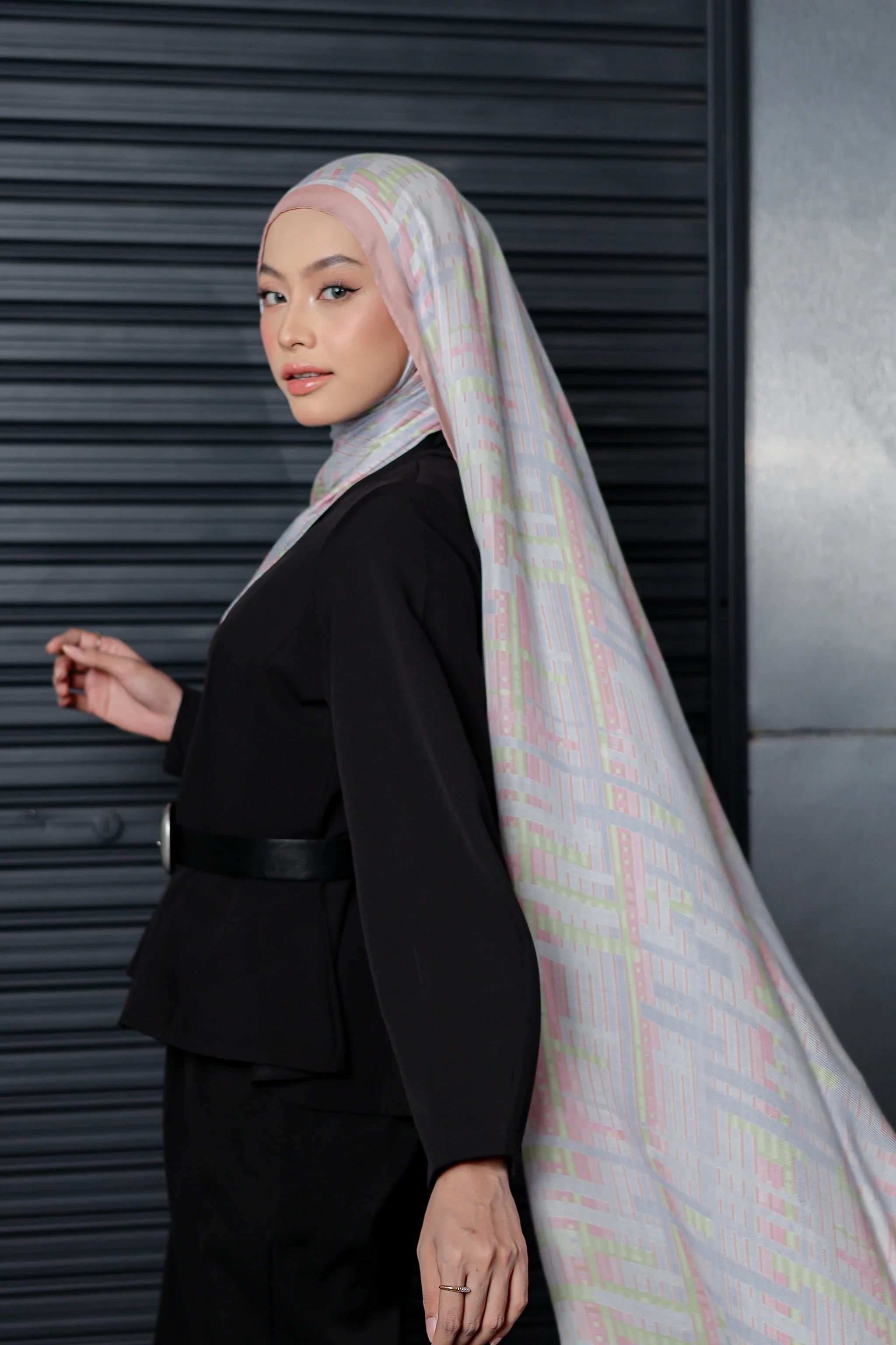Matrix Theory in Binary | Modal Shawl