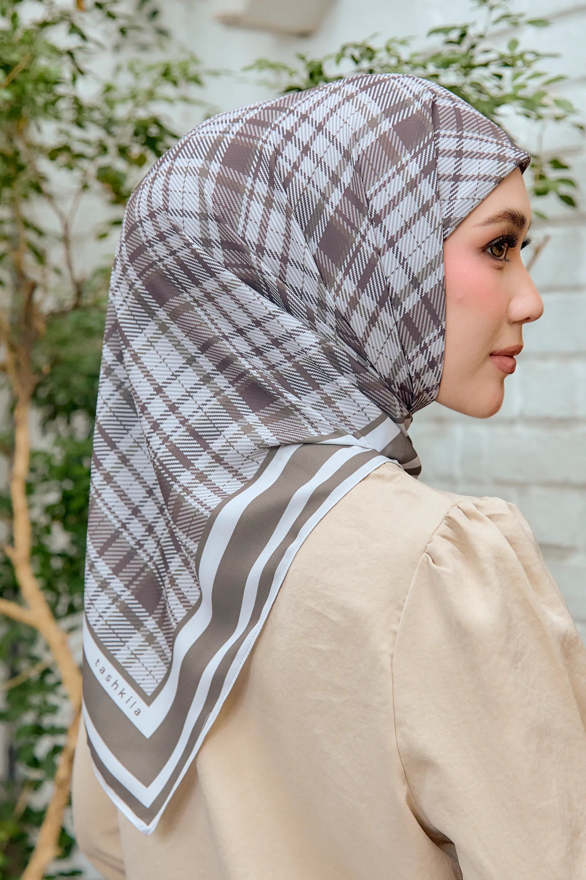 House of Gingham in Harrington | Printed Chiffon Tri-Ezy
