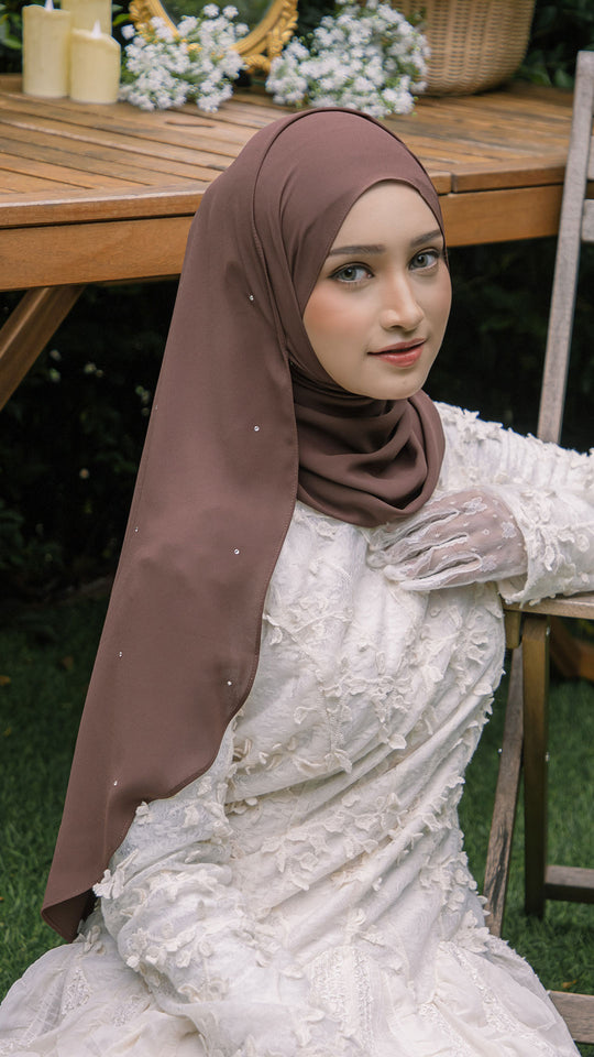 Sofia Shawl Swarovski in Chocolate