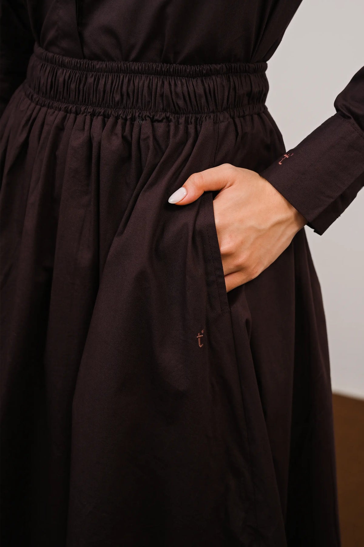 Signature Cotton Poplin Flow Skirt in Cacao