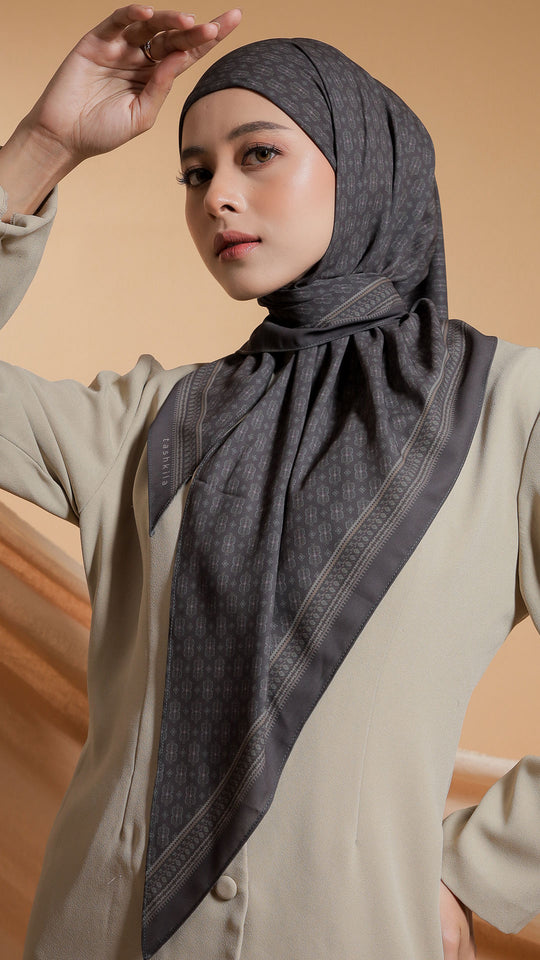 She Means Business - KPI | Printed Chiffon Tri-Ezy