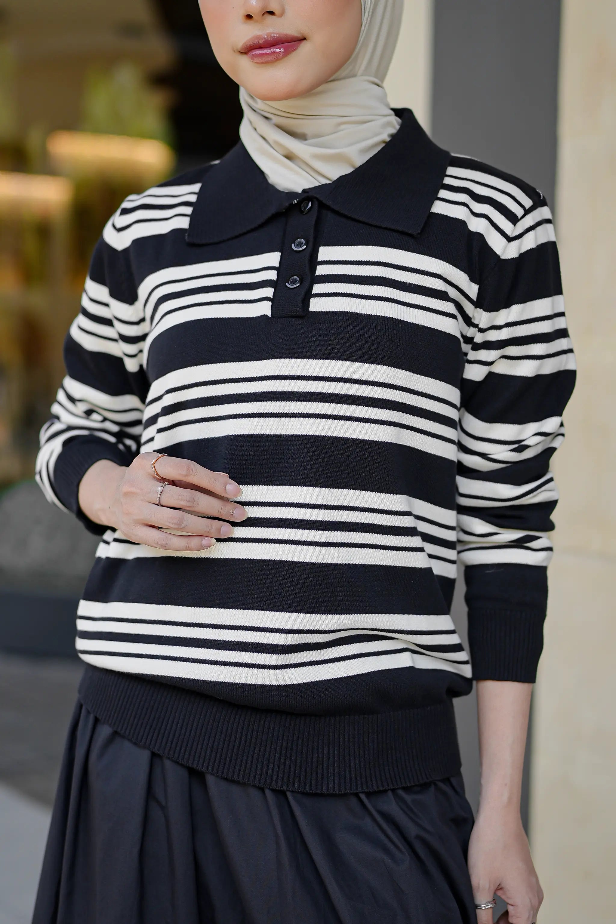 Avery Striped Sweatshirt in Black