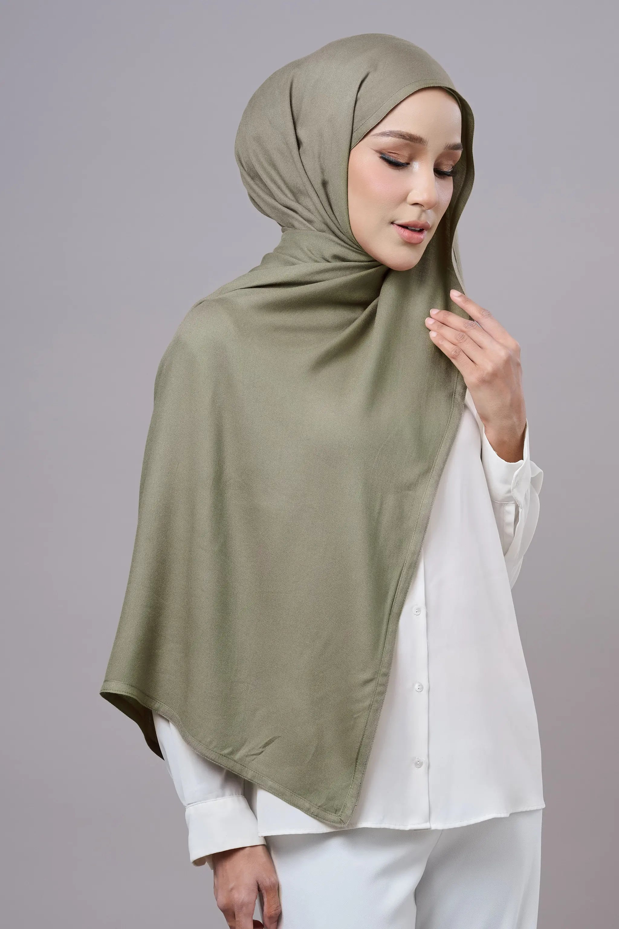 Baesic Modal Shawl in Olive
