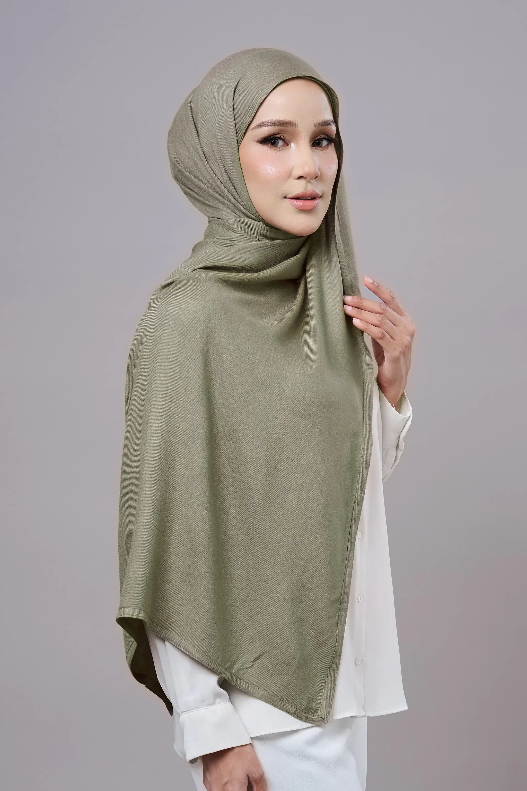 Baesic Modal Shawl in Olive