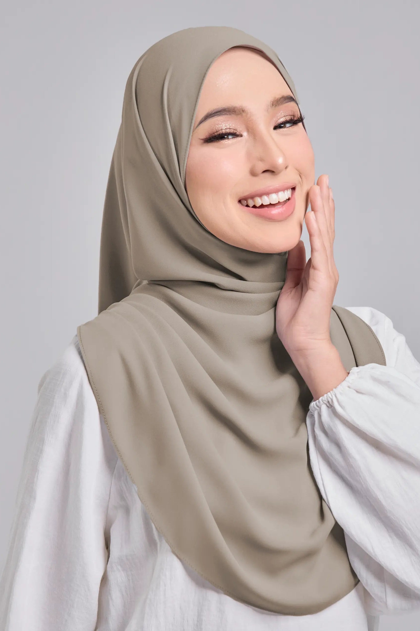 Baesic Premium Chiffon Shawl in Chestnut