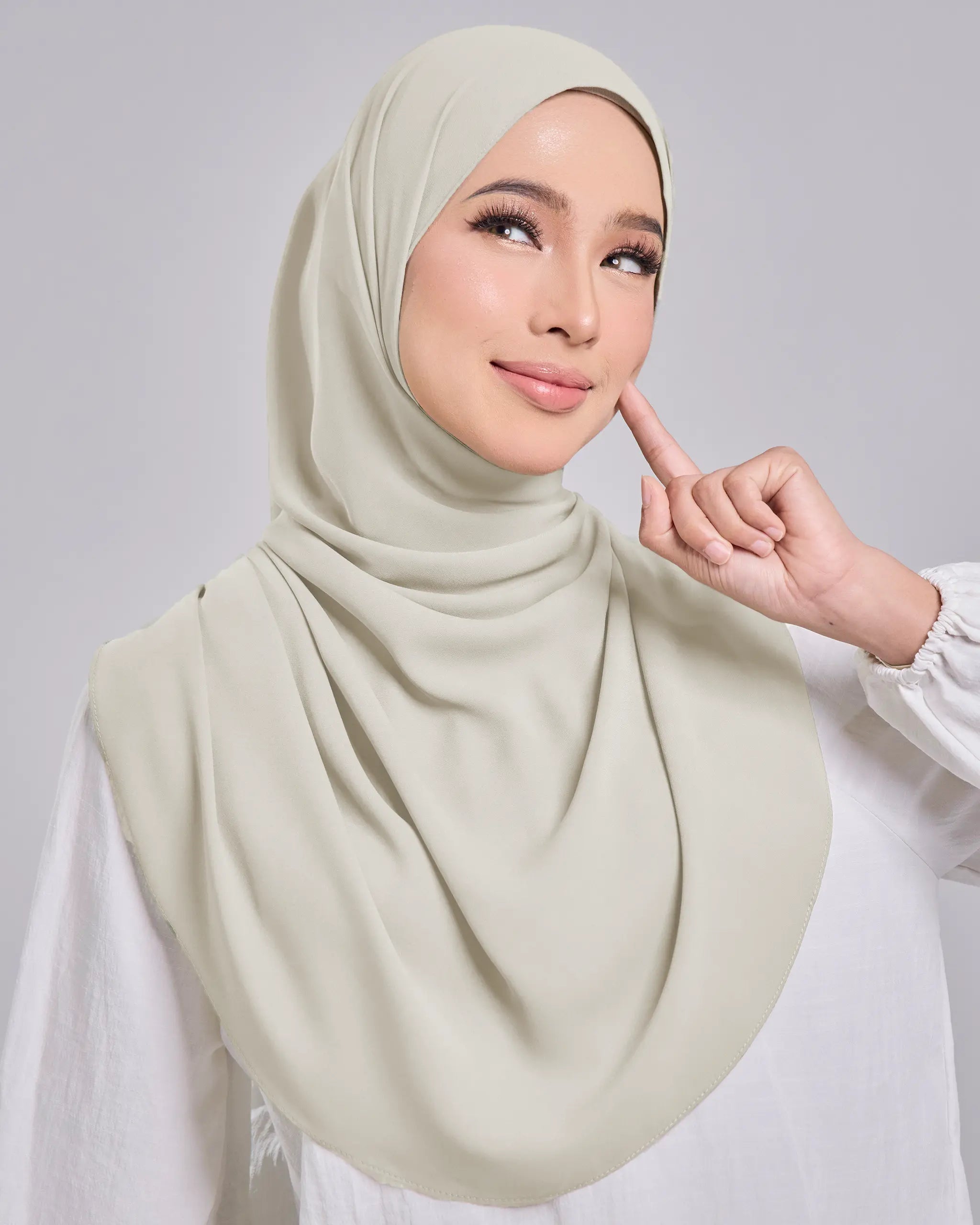 Baesic Premium Chiffon Shawl in Pale Moon