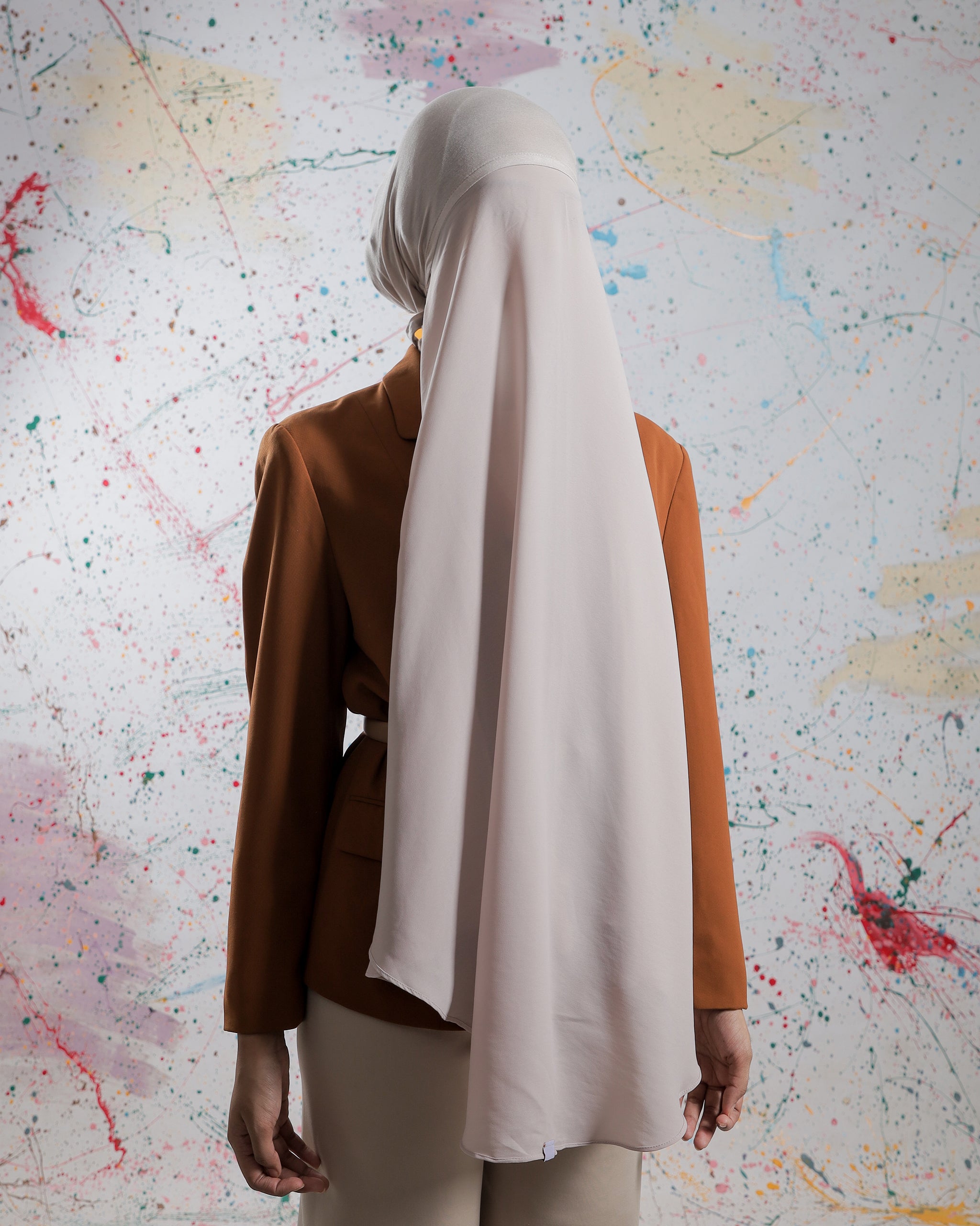Inara Ezy in Cream Linen