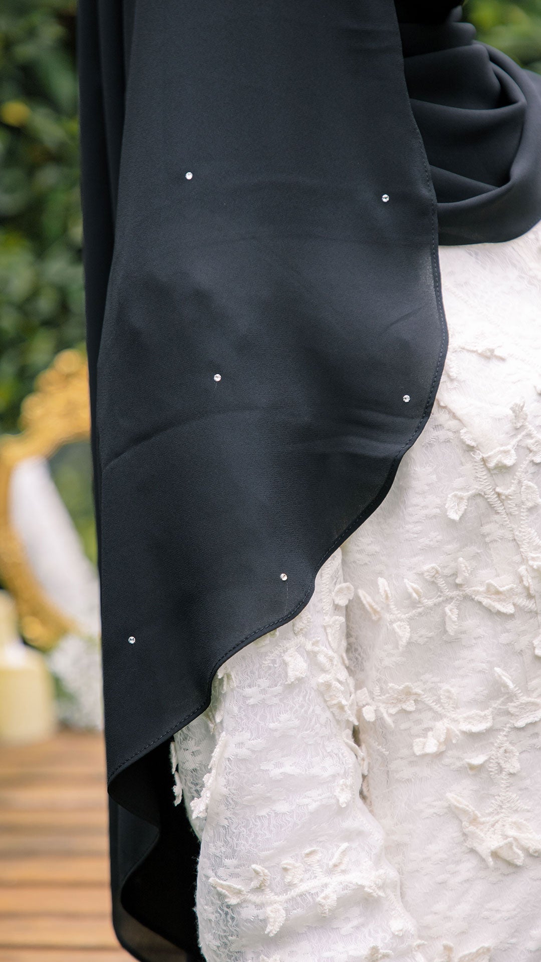 Sofia Shawl Swarovski in Black