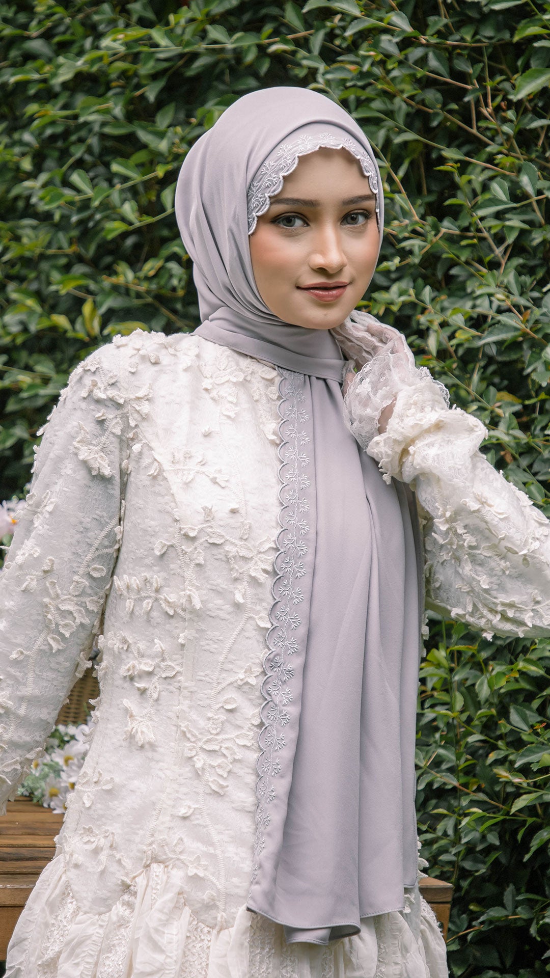 Baesic Sulam Melur Shawl in Ice Purple