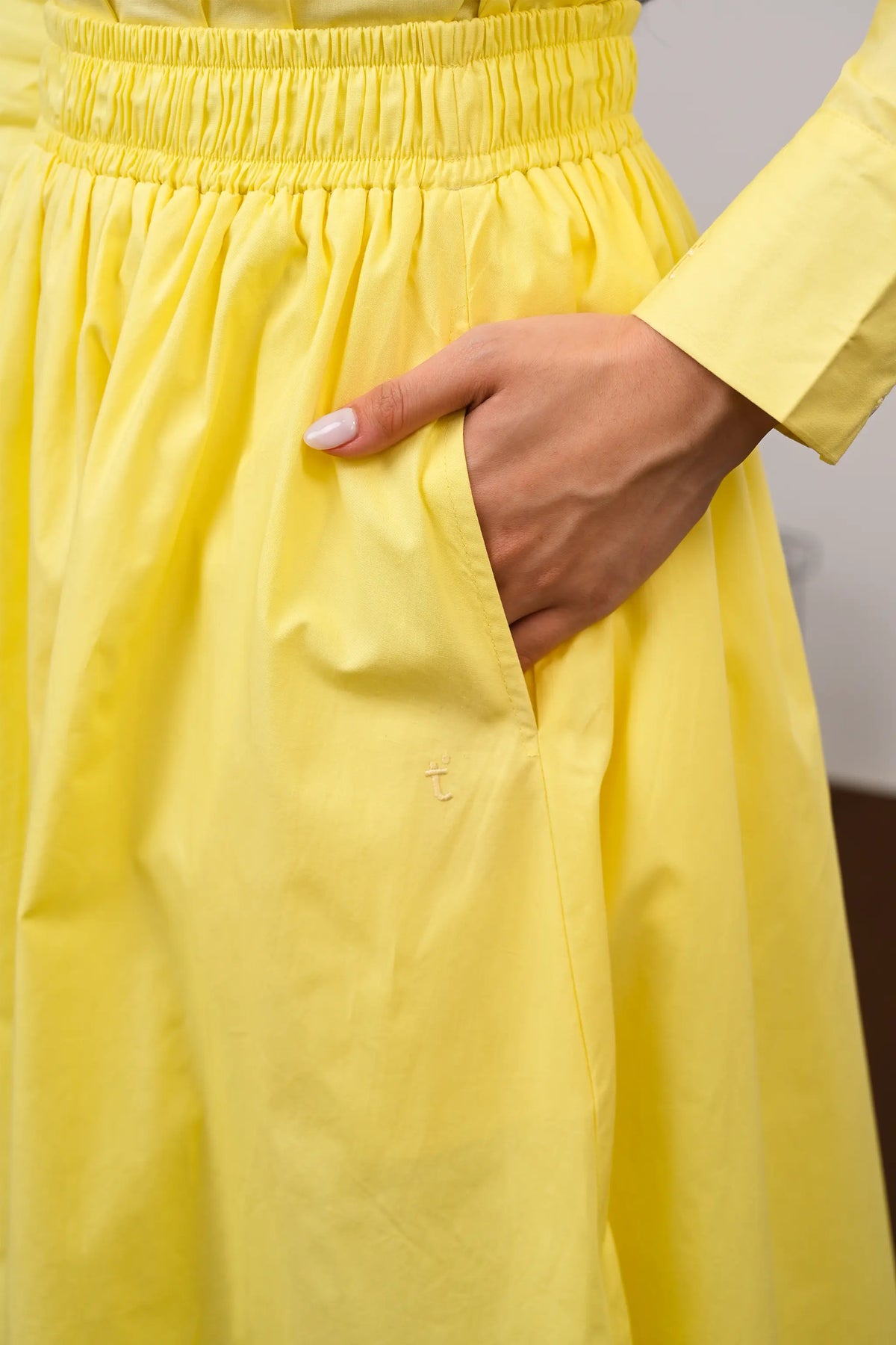 Signature Cotton Poplin Flow Skirt in Lemon