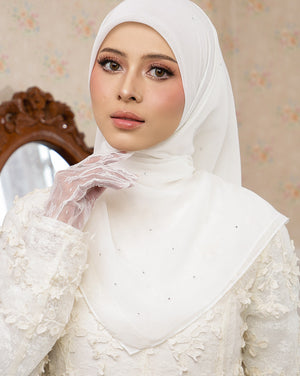 Sofia Bawal Swarovski in Snow White